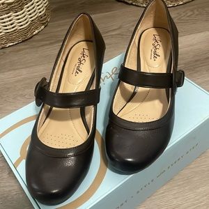Brown lifestride  shoes